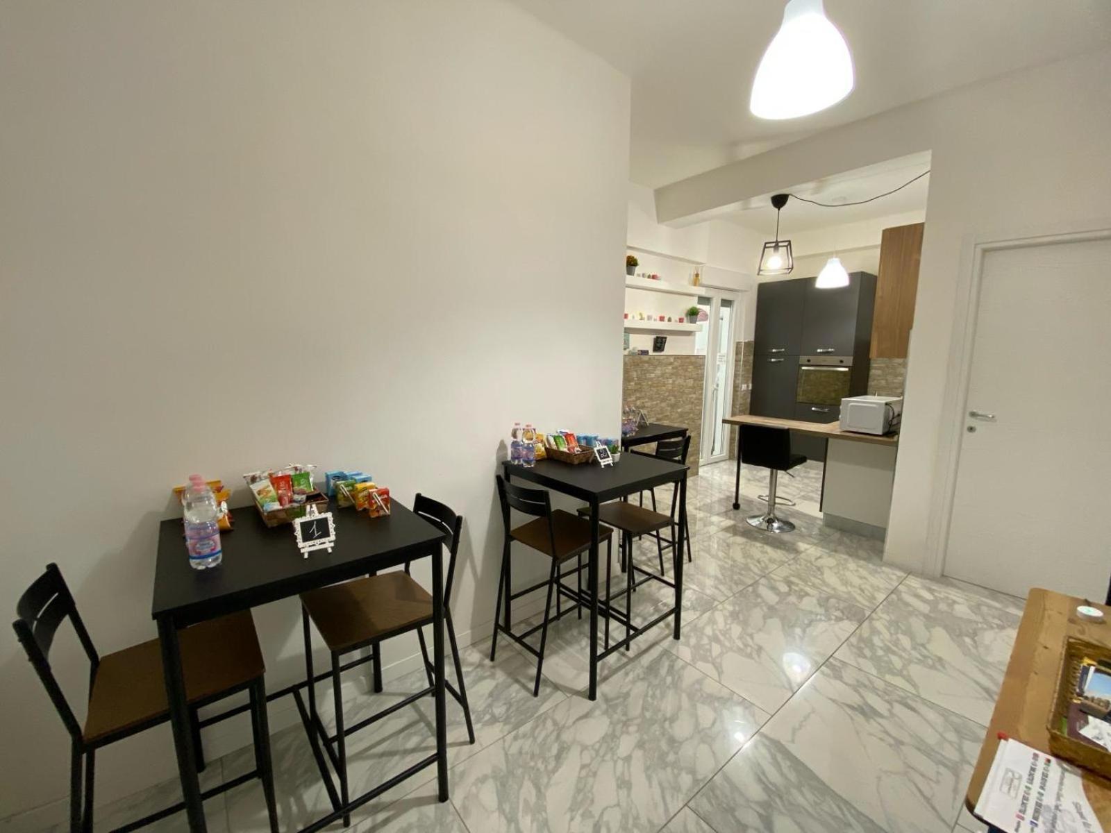 Ennio Rooms Бари Екстериор снимка