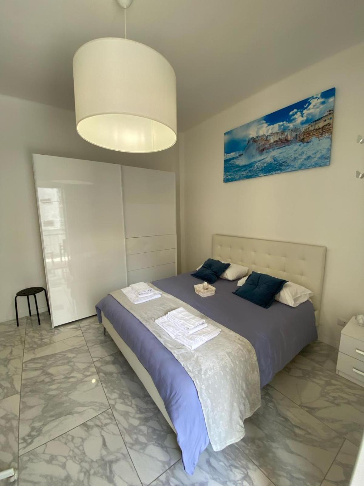 Ennio Rooms Бари Екстериор снимка
