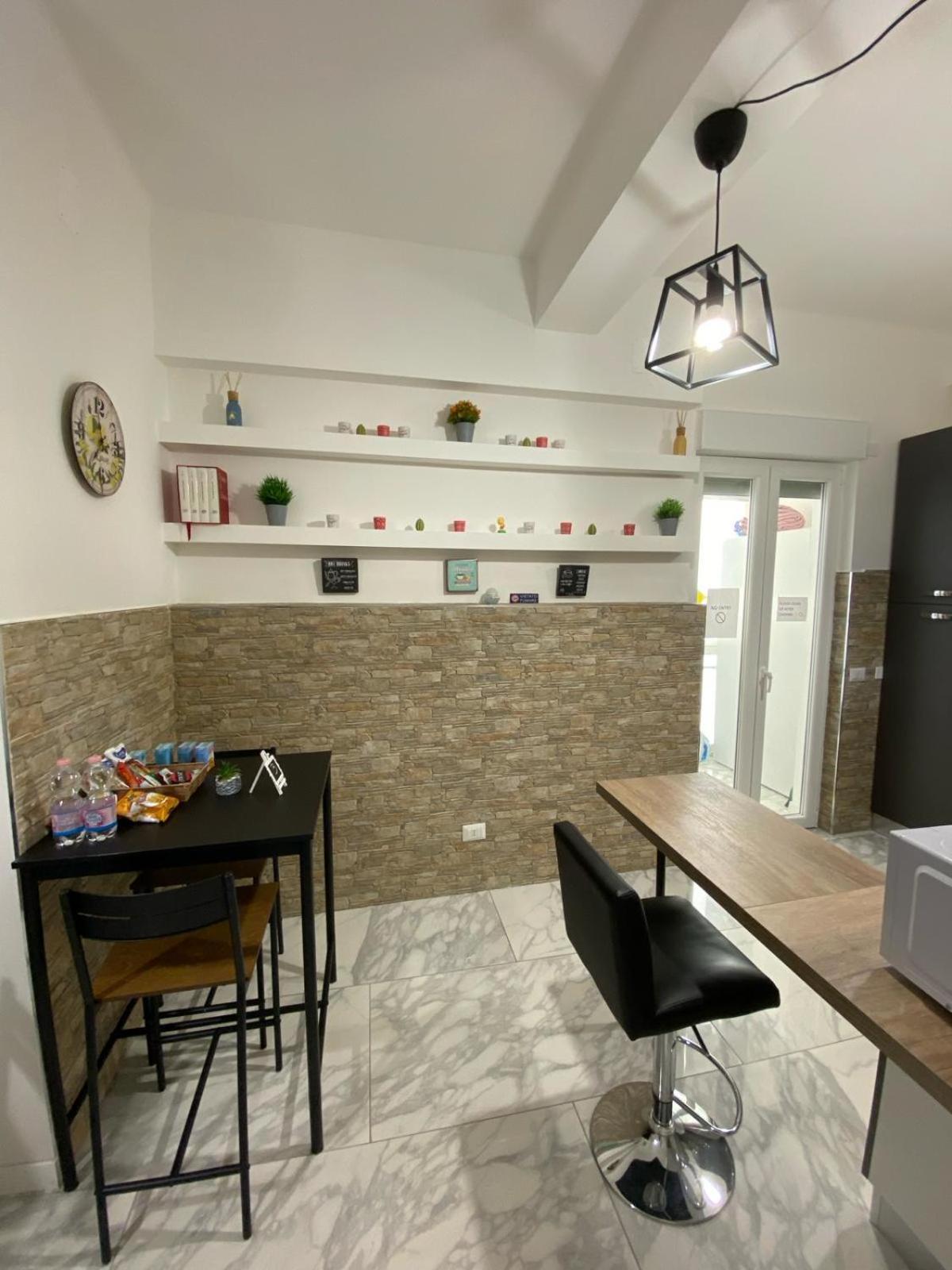 Ennio Rooms Бари Екстериор снимка