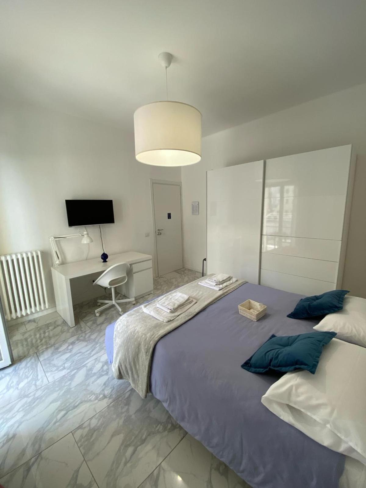 Ennio Rooms Бари Екстериор снимка