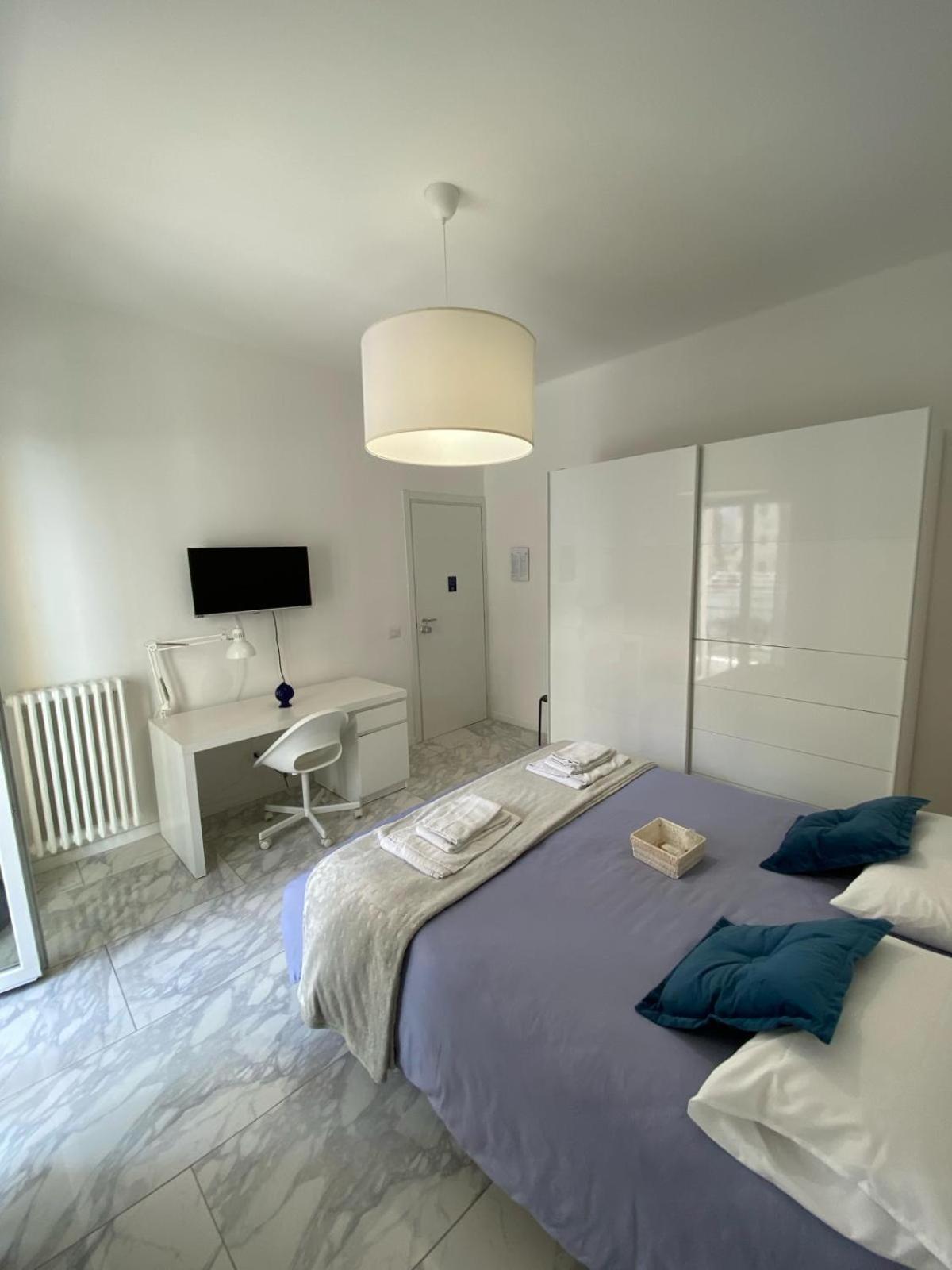 Ennio Rooms Бари Екстериор снимка