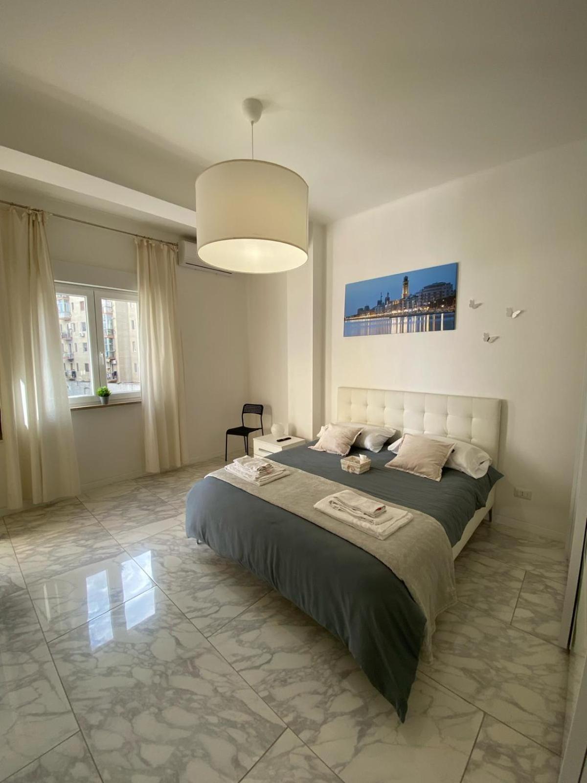 Ennio Rooms Бари Екстериор снимка
