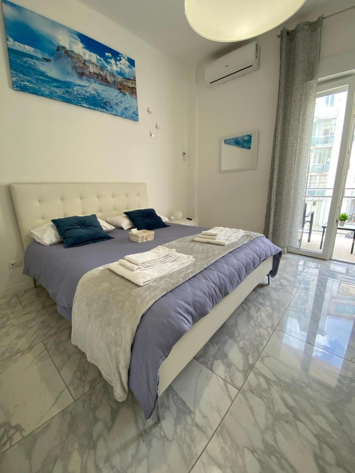 Ennio Rooms Бари Екстериор снимка