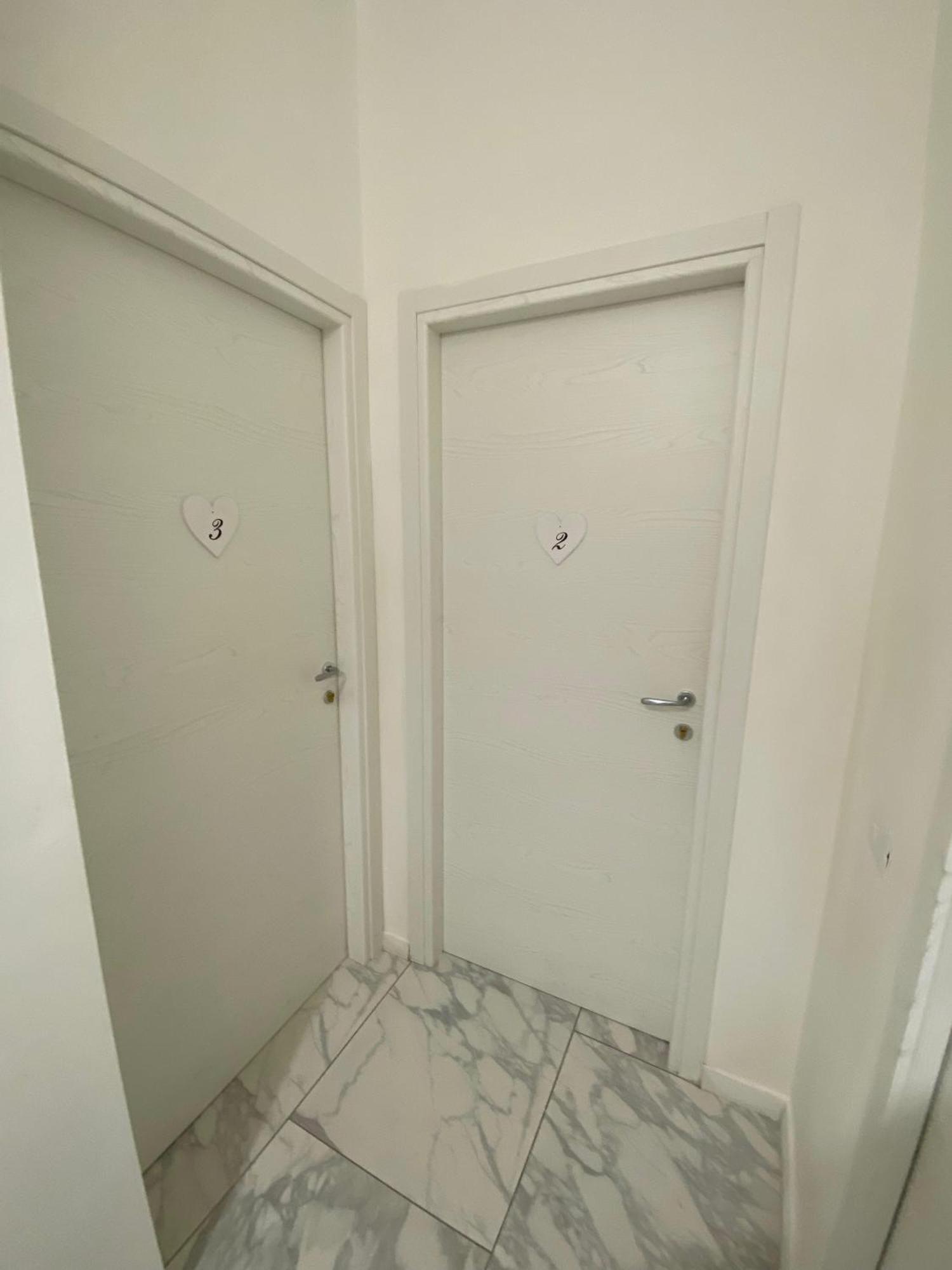Ennio Rooms Бари Екстериор снимка
